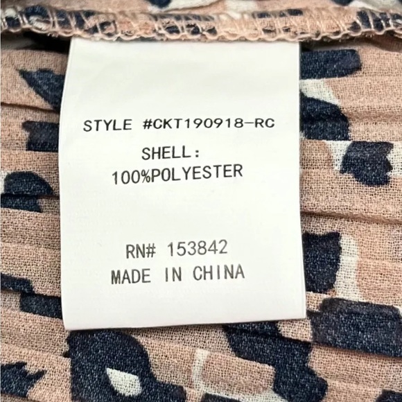 CODEXMODE Leopard Print Top Pink Blue Pleat Long Sleeve Crewneck Size XL - Picture 8 of 8